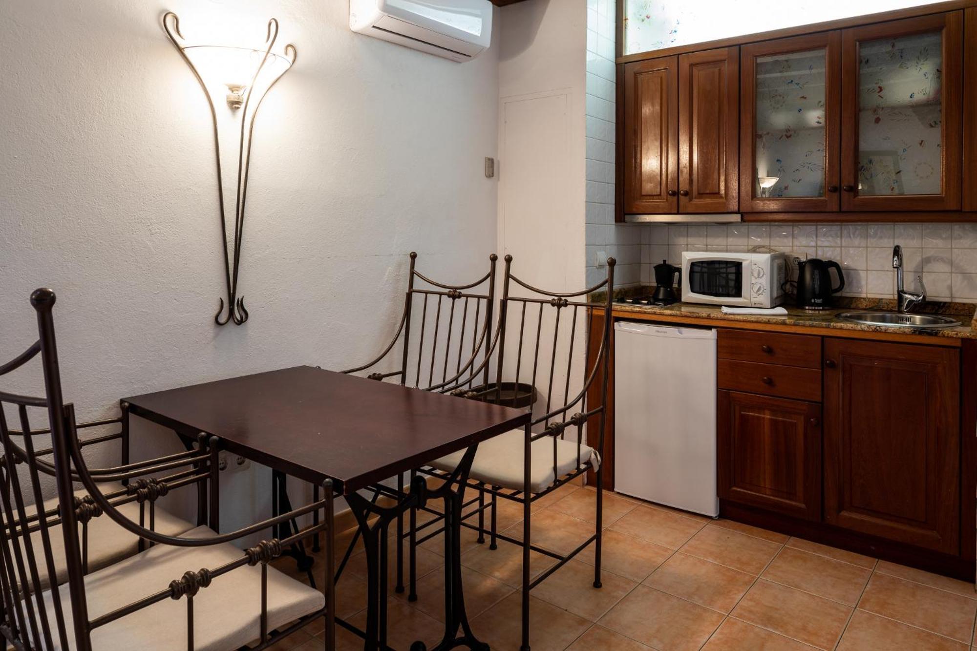 Apartamentos Mariano Ibiza Bagian luar foto