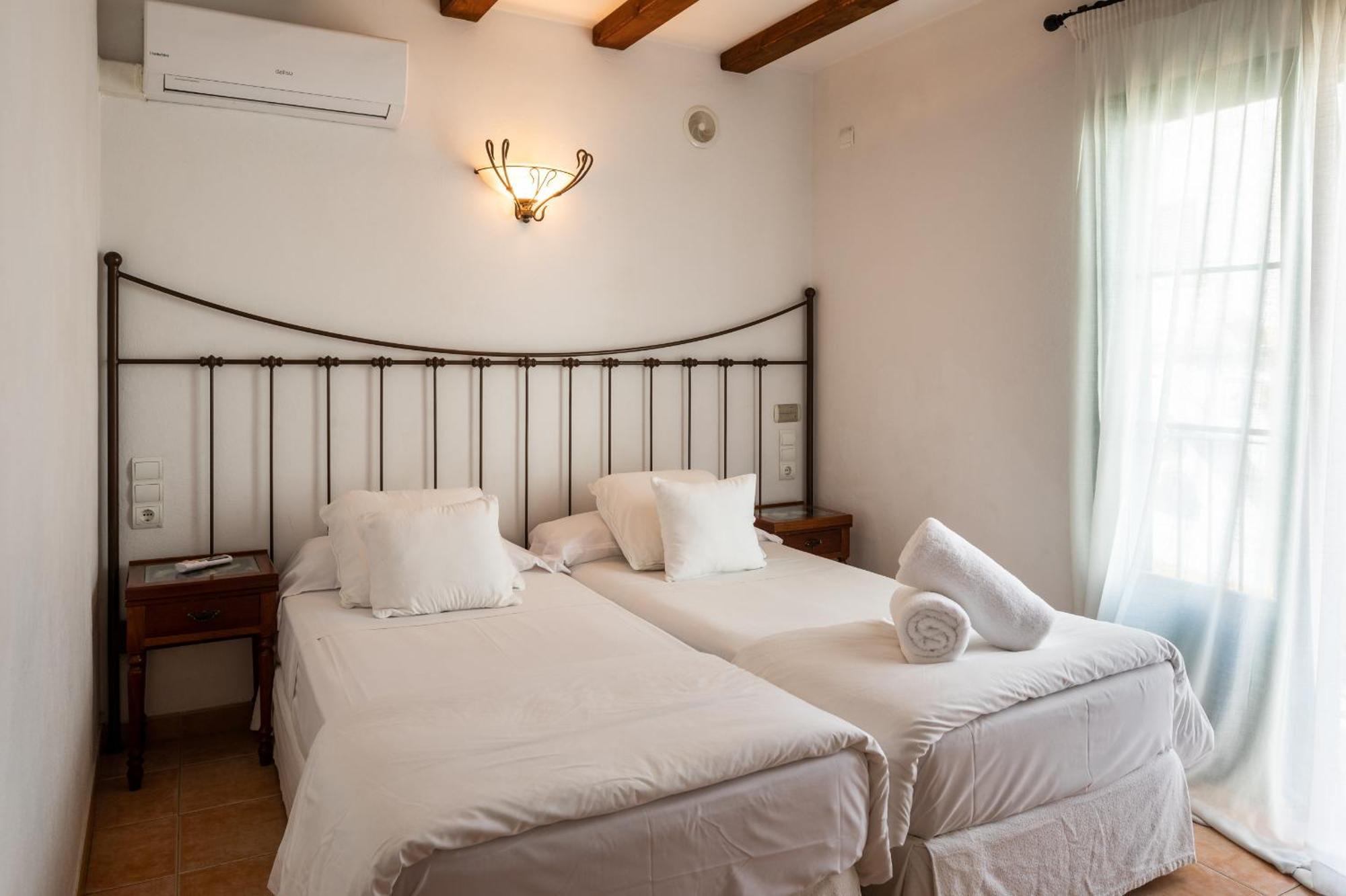 Apartamentos Mariano Ibiza Bagian luar foto